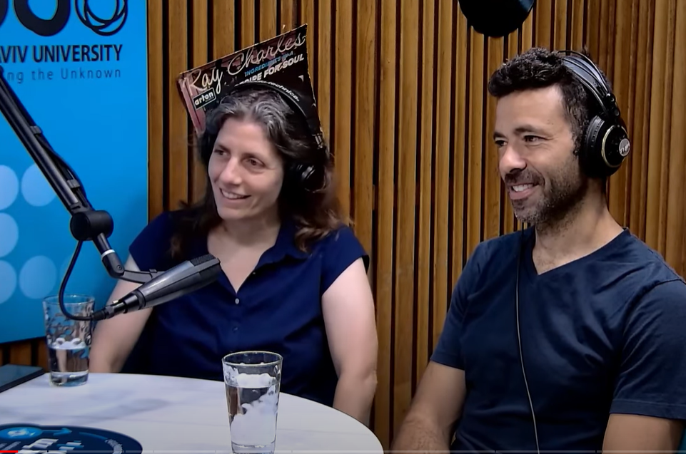 Prof. Lilach Hadany and Prof. Yossi Yovel